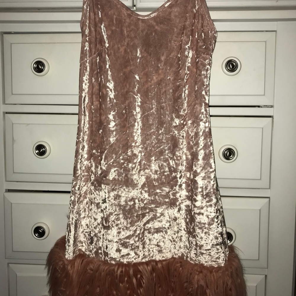 PINK VELVET VINTAGE DRESS